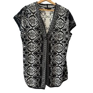 Style & Co Monochrome Patterned Top